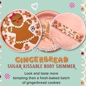 ✨Too Faced Gingerbread Sugar Kissable Body Shimmer✨